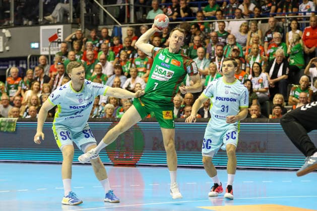 03 06 2026, xgox, Handball Daikin HBL SC Magdeburg VfL Gummersbach emspor, v l Felix Claar Magdeburg, 7 wirft Tor, Torschuetze, erzielt Tor, Treffer, scores the goal Magdeburg