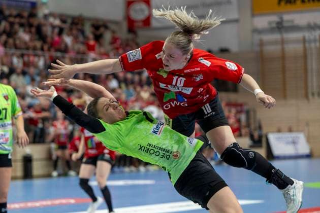 Handball Bundesliga Women,HBF, Season 2025 2026 Relegation SV Union Halle Neustadt vs Spreefüchse Berlin Halle, Germany 03 June 2026 In the picture from left Angela Cappellaro Berlin and Viktoria Marksteiner Halle Halle Saale SWH Arena Sachsen Anhalt Germany