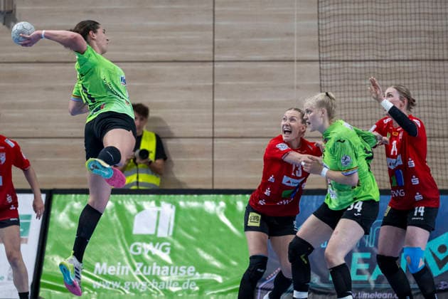 Handball Bundesliga Women,HBF, Season 2025 2026 Relegation SV Union Halle Neustadt vs Spreefüchse Berlin Halle, Germany 03 June 2026 In the picture from left Angela Cappellaro Berlin , Marie Polakova Halle , Jonna Schaube Berlin and Tina Wagenlader Halle Halle Saale SWH Arena Sachsen Anhalt Germany