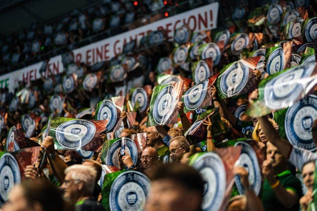 Germany HBL DAIKIN Handball Bundesliga 2025 2026, Matchday 33 SC Magdeburg vs VfL Gummersbach GETEC Arena Magdeburg Fans, spectators, mood, atmosphere, choreography Copyright: xTomxLauruschkatx