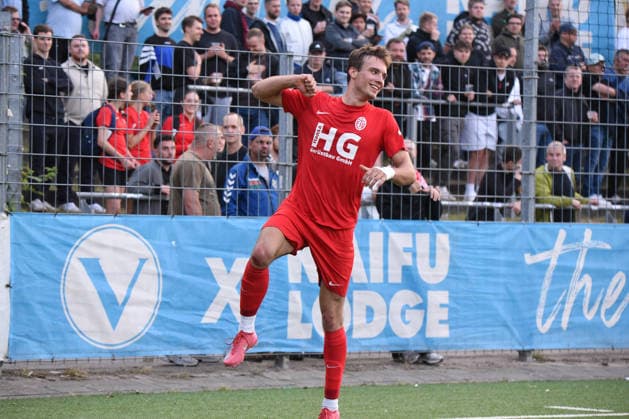 Soccer I Men I Season 2025 2026 I Promotion round Regionalliga Nord I 2 Matchday I Eimsbütteler TV SV Todesfelde I 03 06 2026 Double goal scorer Toralf Friedrich Wilhelm Heiko Hense 11, ETV after the 4 0 For editorial use only Hamburg Stadion Hoheluft, Lokstedter Steindamm 87 Hamburg Germany Copyright: xLobeca RobertoxSeidelx