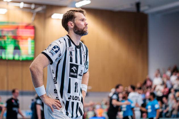 Petter Overby THW Kiel, 11 is disappointed with the 34 30 defeat GER, GWD Minden vs THW Kiel, Handball, 1 Bundesliga, Matchday 33, Season 2025 2026, 03 06 2026 GER, GWD Minden vs THW Kiel, Handball, 1 Bundesliga, Matchday 33, Season 2025 2026, 03 06 2026 Minden Copyright: xEibner-Pressefoto JanxRollingerx EP_JSK
