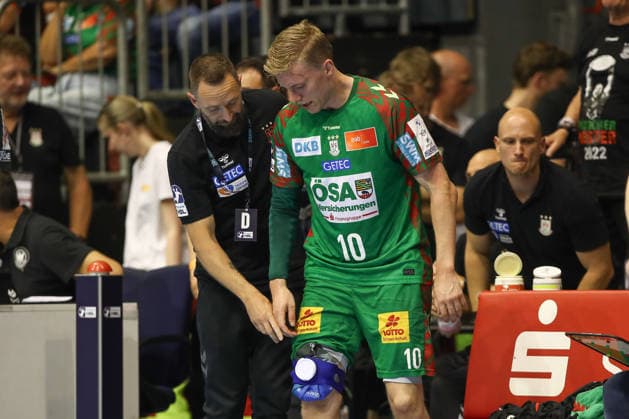 03 06 2026, xtgx, Handball, Daikin HBL, SC Magdeburg VfL Gummersbach v l Gisli Thorgeir Kristjansson Magdeburg, 10 injured Injury Magdeburg