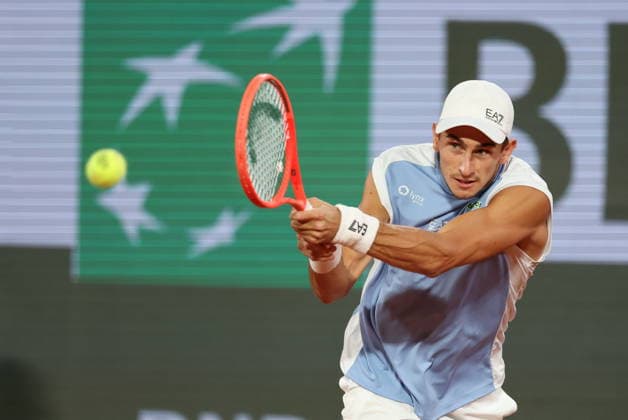 ROLAND GARROS 2026 Thierry Larret MAXPPP - PARIS (75) 03 06 2026 Thierry Larret Maxppp. Tennis. Roland Garros 2026. Internationaux de France de tennis. Stade Roland Garros, Paris (75). Le 3 Juin. Court Philippe CHATRIER : Matteo BERRETINI (ITA) vs Matteo ARNALDI (ITA). PARIS (75) STADE ROLAND GARROS PARIS ILE DE FRANCE FRANCE  Copyright: xMAXPPPxThierryxLarretx TLR202606032089 TLR202606032089