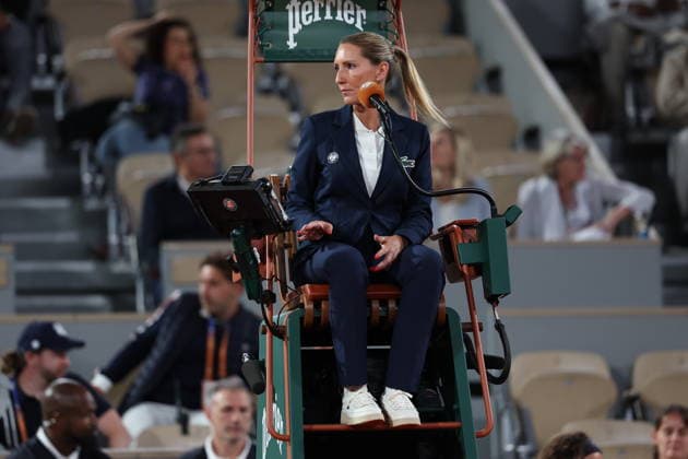 ROLAND GARROS 2026 Thierry Larret MAXPPP - PARIS (75) 03 06 2026 Thierry Larret Maxppp. Tennis. Roland Garros 2026. Internationaux de France de tennis. Stade Roland Garros, Paris (75). Le 3 Juin. Court Philippe CHATRIER : Matteo BERRETINI (ITA) vs Matteo ARNALDI (ITA). Aurelie TOURTE juge arbitre PARIS (75) STADE ROLAND GARROS PARIS ILE DE FRANCE FRANCE  Copyright: xMAXPPPxThierryxLarretx TLR202606032095 TLR202606032095