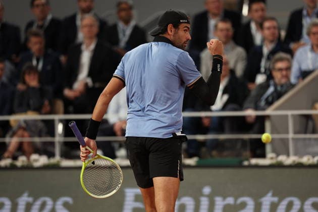 ROLAND GARROS 2026 Thierry Larret MAXPPP - PARIS (75) 03 06 2026 Thierry Larret Maxppp. Tennis. Roland Garros 2026. Internationaux de France de tennis. Stade Roland Garros, Paris (75). Le 3 Juin. Court Philippe CHATRIER : Matteo BERRETINI (ITA) vs Matteo ARNALDI (ITA). PARIS (75) STADE ROLAND GARROS PARIS ILE DE FRANCE FRANCE  Copyright: xMAXPPPxThierryxLarretx TLR202606032096 TLR202606032096