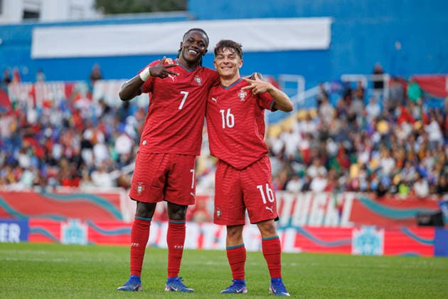 Fußball, U21, Testspiel, Portugal - Nordirland #2 Geovany Quenda and Goncalo Moreira Celebrating after goal during International Friendly, Länderspiel, Nationalmannschaft U21, U 21 game between teams of Portugal and North Ireland at Estadio Antonio Coimbra da Mota (Luis Loureiro Ball Raw Images PT) Oeiras Estadio Antonio Coimbra da Mota Portugal Copyright: xLuisxLoureirox LLOU0581