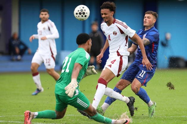 Fußball, U21, Testspiel, Kroatien - Katar Croatia, Zagreb, 030626. Rudes Stadium. Friendly match of the U21, U 21 national teams: Croatia - Qatar. In the photo: Awab Elawad Hussein, Duje Korac. Photo: Ranko Suvar CROPIX Zagreb Croatia Copyright: xxRankoxSuvarx hrvatska_katar25-030626