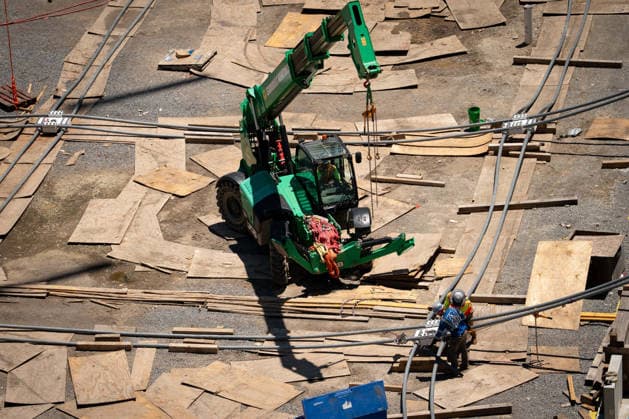 NFL, Bauarbeiten am neuen Stadion der Tennessee Titans June 3, 2026, Nashville, Tennessee, USA: Construction continues at the new Tennessee Titans stadium in Nashville. Tennessee Titans New Stadium  - ZUMAh237 20260603_zsp_h237_005 Copyright: xCamdenxHallx