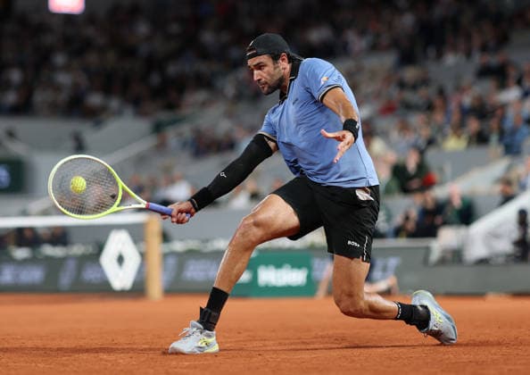 June 3, 2026, Paris, Ile De France, France: MATTEO BERRETTINI of Italy during the match against M. Arnaldi in the quarterfinals of tennis tournament Roland Garros, Paris, France. Paris France - ZUMAc278 20260603_zsp_c278_081 Copyright: xMarcinxCholewinskix