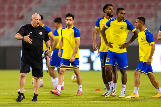 Yemen team press conference, PK, Pressekonferenz and Training Yemen national team, Nationalteam head coach Noureddine Ould Ali (L) during a training session at Grand Hamad Stadium in Doha, Qatar, on June 3, 2026, on the eve of their AFC Asian Cup Saudi Arabia 2027 Qualifiers Group B match against Yemen. DOHA Qatar Copyright: xNOUSHADx