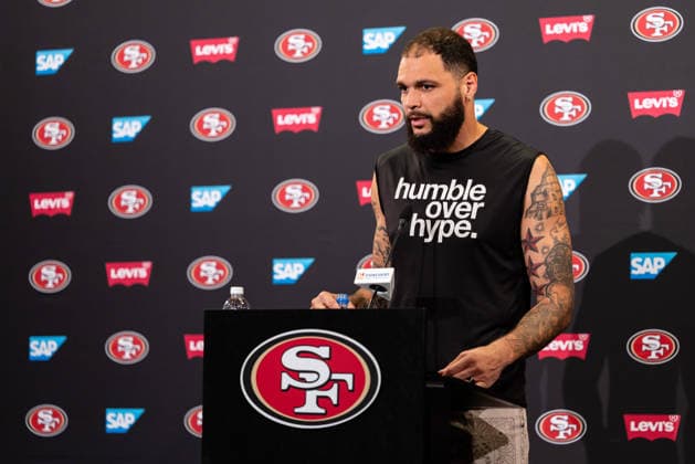 SANTA CLARA, CA - JUNE 03: Mike Evans 5 of the San Francisco 49ers speaks with the media after a team OTA practice at SAP Performance Facility on June 3, 2026 in Santa Clara, CA. (Photo by Matthew Huang Icon Sportswire) NFL, American Football Herren, USA JUN 03 San Francisco 49ers OTA EDITORIAL USE ONLY Icon260603047