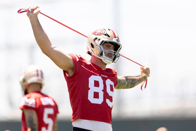 NFL, American Football Herren, USA San Francisco 49ers - Practice June 3, 2026; Santa Clara, California, USA; San Francisco 49ers tight end Luke Farrell (89) warms up before practice at the SAP Performance Center adjacent to Levi™s Stadium. Mandatory Credit: Stan Szeto-Imagn Images Santa Clara California USA EDITORIAL USE ONLY Copyright: xStanxSzetox StanxSzetox iosphotos411512