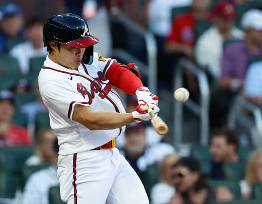 Ha-Seong Kim 7 of the Atlanta Braves hits an RBI single in the second inning against the Toronto Blue Jays at Truist Park on Wednesday, June 3, 2026 in Atlanta, Georgia.  ATL20260603104 MikexZarrilli