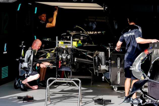 MONACO Mechanics at work on the car of Formula 1 driver Kimi Antonelli or Mercedes AMG Petronas Formula One Team during the Formula 1 Monaco Grand Prix on the Monaco Street Circuit on June 4, 2026 in Monaco, Monaco Photo by DeFodi Images