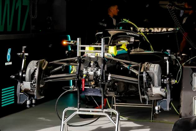 MONACO Mechanics at work on the car of Formula 1 driver Kimi Antonelli or Mercedes AMG Petronas Formula One Team during the Formula 1 Monaco Grand Prix on the Monaco Street Circuit on June 4, 2026 in Monaco, Monaco Photo by DeFodi Images