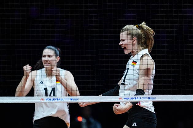 2026 Women s Volleyball Nations League - Day1 Camilla Weitzel of Germany celebrates during the 2026 Women s Volleyball Nations League match between Germany and Canada at Videotron Centre in Quebec City, Canada, on June 3, 2026. Quebec City Quebec Canada  Copyright: xYuanxTianx originalFilename:tian-2026wome260603_npscy.jpg