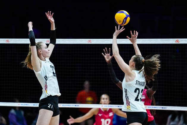 2026 Women s Volleyball Nations League - Day1 Camilla Weitzel of Germany competes during the 2026 Women s Volleyball Nations League match between Germany and Canada at Videotron Centre in Quebec City, Canada, on June 3, 2026. Quebec City Quebec Canada  Copyright: xYuanxTianx originalFilename:tian-2026wome260603_npiQr.jpg