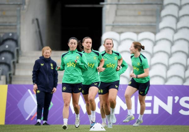 Republic of Ireland WNT Squad Training, SuperValu Pairc Ui Chaoimh, Cork 4 6 2026 Marissa Sheva, Chloe Mustaki and Jessie Stapleton Marissa Sheva, Chloe Mustaki and Jessie Stapleton 4 6 2026  Copyright: x INPHO TomxMaherx RDR_5068