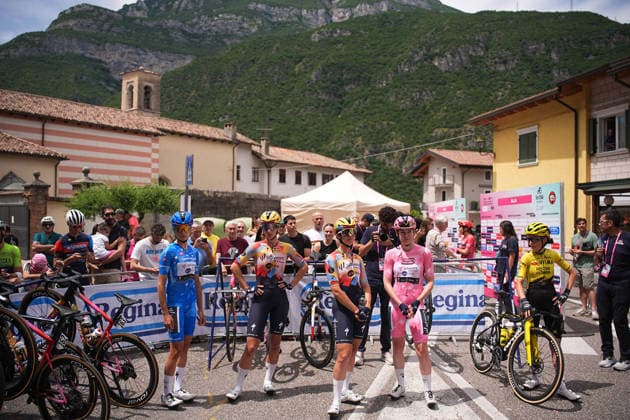 Austria™s Valentina Cavallar of Team SD Worx - Protime™s and. Netherlands™s Anna van der Breggen of Team SD Worx - Protime™s during Stage 6 of the Giro d™Italia Women, from Ala to Brescello, Italy, Thursday, June 4, 2026  Copyright: xMarcoxAlpozzi LaPressex