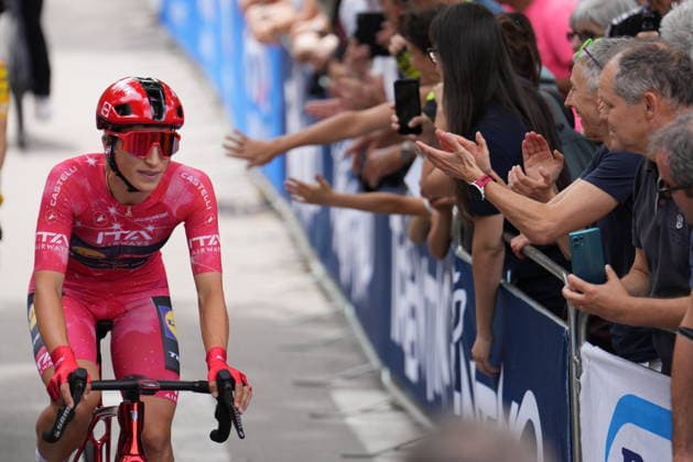 Italy™s Elisa Balsamo of Lidl - Trek™s red jersey during Stage 6 of the Giro d™Italia Women, from Ala to Brescello, Italy, Tuesday, June 4, 2026  Copyright: xDavidexSpada LaPressex