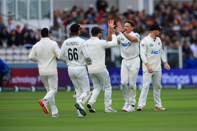 England v New Zealand, International Test Match 2026 WICKET CELEBRATION England Opening Batter Ben Duckett (17) is trapped lbw during the International Test Match 2026 match between England and New Zealand at Lord s Cricket Ground, St John s Wood, UK on 4 June 2026. St John s Wood Lord s Cricket Ground London UK Editorial use only , Copyright: xChrisxFoxwellx PSI-24330-0094