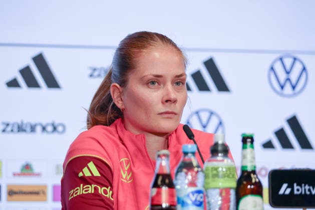 Cologne, Germany 04 06 2026 Training of the DFB women final press conference before the World Cup qualifier Germany vs Norway In the picture Sjoeke Nüsken Nuesken Germany at the final press conference in Cologne Copyright: HMBxMedia MadeleinexFantini