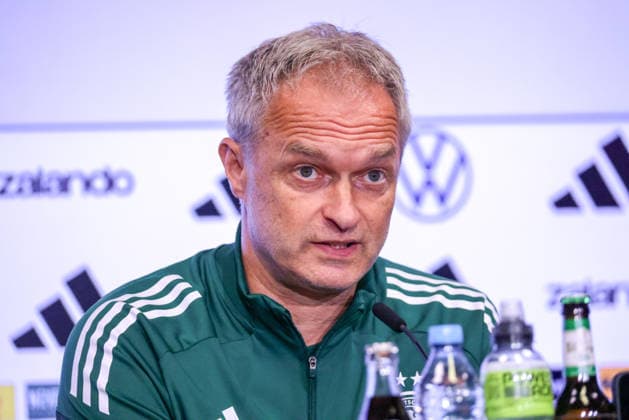 Cologne, Germany 04 06 2026 Training of the DFB women Final press conference before the World Cup qualifier Germany vs Norway In the picture national coach Christian Wück Wueck Germany at the final press conference in Cologne Copyright: HMBxMedia MadeleinexFantini