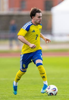 260604 Neo Jönsson of Sweden during the under 21 international friendly football match between Sweden and Finland on June 4, 2026 in Kalmar Photo Suvad Mrkonjic BILDBYRAN COP 170 SM0468 fotboll football soccer fotball under 21 u21 sverige sweden finland bbeng  Copyright: SUVADxMRKONJIC BB260604SM023