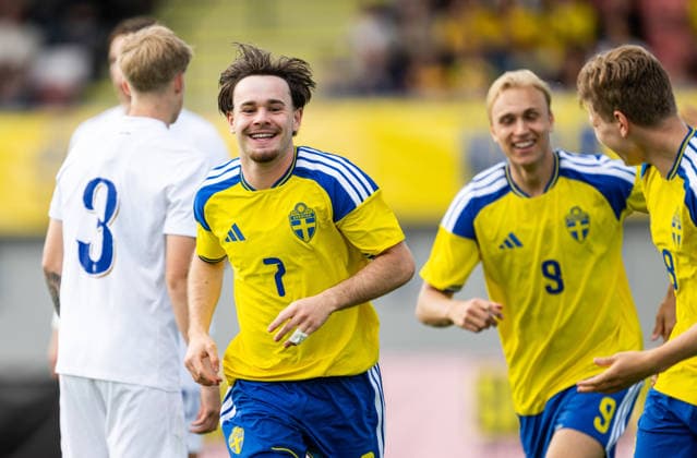 260604 Neo Jönsson of Sweden celebrates after scoring 1 0 during the under 21 international friendly football match between Sweden and Finland on June 4, 2026 in Kalmar Photo Suvad Mrkonjic BILDBYRAN COP 170 SM0468 fotboll football soccer fotball under 21 u21 sverige sweden finland bbeng jubel  Copyright: SUVADxMRKONJIC BB260604SM025