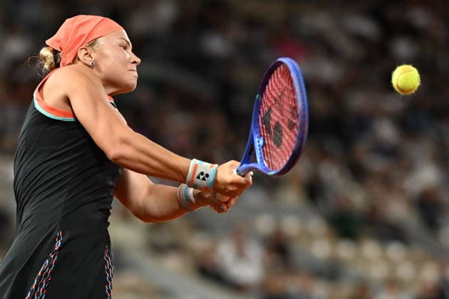 2026 French Open (Roland-Garros) - Day 12 PARIS, FRANCE - JUNE 4: Diana Shnaider in action against Maja Chwalinska (not seen) of Poland during their women s singles semi-final match on the twelfth day of the French Open at Philippe-Chatrier Court in Paris, France, on June 4, 2026. Burak Akbulut Anadolu Paris France. Editorial use only. Please get in touch for any other usage.  Copyright: x2026xAnadoluxBurakxAkbulutx