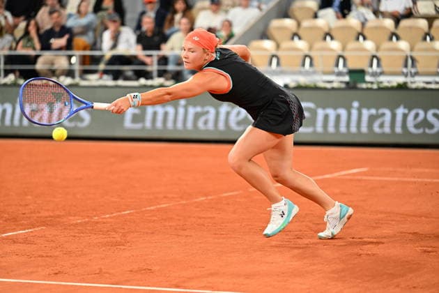 2026 French Open (Roland-Garros) - Day 12 PARIS, FRANCE - JUNE 4: Diana Shnaider competes against Maja Chwalinska of Poland during their women s singles semi-final match on the twelfth day of the French Open at Philippe-Chatrier Court in Paris, France, on June 4, 2026. Mustafa Yalcin Anadolu Paris France. Editorial use only. Please get in touch for any other usage.  Copyright: x2026xAnadoluxMustafaxYalcinx