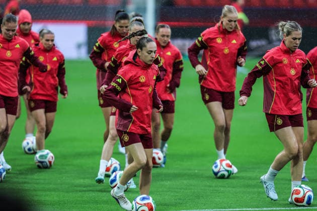 Sport, Football, World Cup Qualification Europe Women Season 2026 Final training Germany before the match against Norway 04 06 2026, RheinEnergeieSTADION The players at the final training session Cologne RheinEnergieSTADION North Rhine-Westphalia Germany