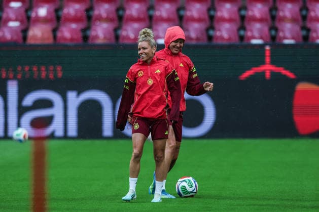 Sport, Football, World Cup Qualification Europe Women Season 2026 Final training Germany before the match against Norway 04 06 2026, RheinEnergeieSTADION Linda Dallmann Germany, 16 Köln RheinEnergieSTADION Nordrhein Westfalen Germany