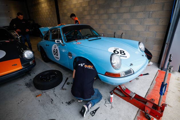 AUTO - LE MANS CLASSIC SERIES 2026 - GRAND PRIX DE L™AGE D™OR 2026 68 WESTPHAL Juergen (deu), PLUSCHKELL Mattis (deu), Porsche 911 2.0 1965, GTL - ELI, 2.0L CUP, pit ambiance during the 2026 Grand Prix de l™age d™Or, 3rd round of the Le Mans Classic Series 2026, from June 04 to 07 in Circuit de Dijon Prenois, in Prenois, France - DijonFrance  Copyright: xGREGORYxLENORMANDx