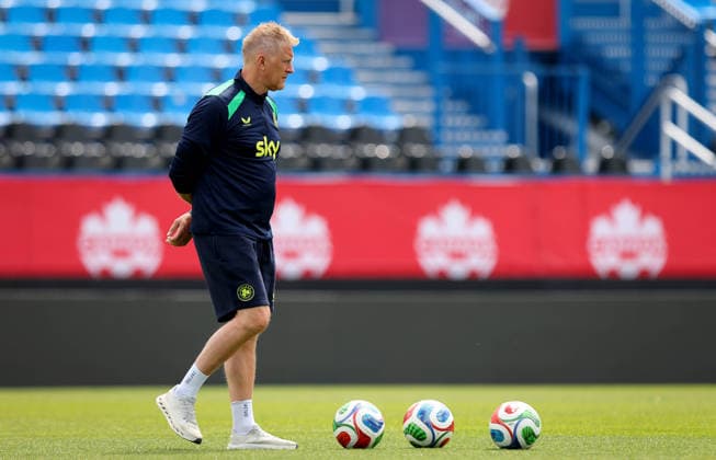 Republic of Ireland Squad Training, Stade Saputo, MontrÃ Heimir Hallgrimsson 4 6 2026  Copyright: x INPHO RyanxByrnex RB2_6645