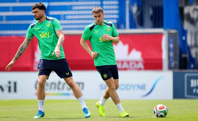 Republic of Ireland Squad Training, Stade Saputo, MontrÃ Troy Parrott and Seamus Coleman 4 6 2026  Copyright: x INPHO RyanxByrnex RB2_6926