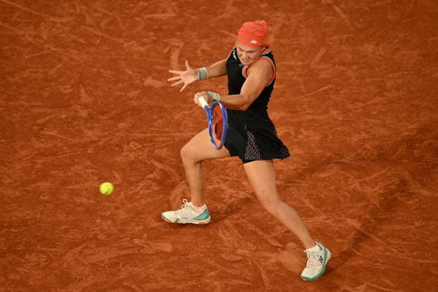 2026 French Open (Roland-Garros) - Day 12 PARIS, FRANCE - JUNE 4: Maja Chwalinska of Poland and Diana Shnaider compete during their women s singles semi-final match on the twelfth day of the French Open at Philippe-Chatrier Court in Paris, France, on June 4, 2026. Burak Akbulut Anadolu Paris France. Editorial use only. Please get in touch for any other usage.  Copyright: x2026xAnadoluxBurakxAkbulutx