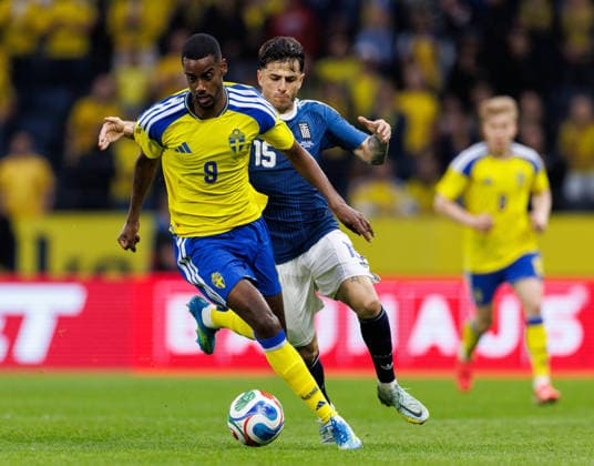 260604 Alexander Isak of Sweden and Lazaros Rota of Greece during the international friendly football match between Sweden and Greece on June 4, 2026 in Stockholm Photo Maxim Thore BILDBYRAN kod MT JM0822 bbeng fotboll football soccer fotball träningslandskamp international friendly sverige sweden sverige a grekland greece  Copyright: MAXIMxTHORE BB260604MT027