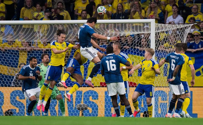 260604 Mattias Svanberg, Gustaf Lagerbielke and Daniel Svensson of Sweden defend against Ntinos Mavropanos of Greece during the international friendly football match between Sweden and Greece on June 4, 2026 in Stockholm Photo Joel Marklund BILDBYRAN kod JM JM0822 bbeng fotboll football soccer fotball träningslandskamp international friendly sverige sweden sverige a grekland greece  Copyright: JOELxMARKLUND BB260604JM022