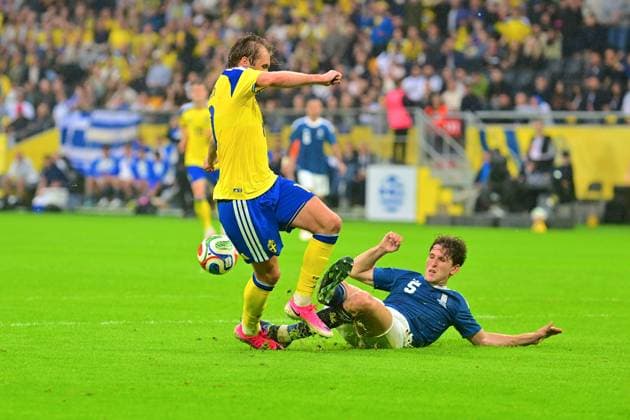 Strawberry Arena SOLNA, SWEDEN - JUNE 4: Panagiotis Retsos of Greece blocks Benjamin Nygren of Sweden in the friendly match between Sweden and Greece at Strawberry Arena on June 4, 2026 in Solna, Sweden. (Peter Sonander SPP)  Copyright: xPeterxSonander SPPx Sportspressphoto_SPR160748