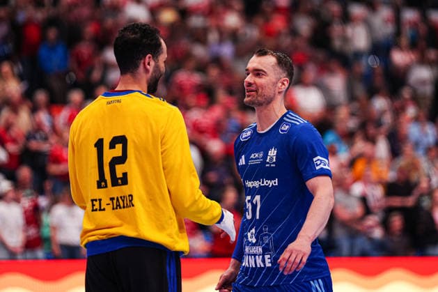 Mohamed El Tayar Handball Sport Verein Hamburg, 12 , Casper U Mortensen Handball Sport Verein Hamburg, 51 GER, Handball Sport Verein Hamburg vs HSG Wetzlar, Handball, 1 Bundesliga, Matchday 33, Season 2025 2026, 04 06 2026 GER, Handball Sport Verein Hamburg vs HSG Wetzlar, Handball, 1 Bundesliga, Matchday 33, Season 2025 2026, 04 06 2026 Hamburg Copyright: xEibner-Pressefoto MarcelxvonxFehrnx EP_MFN