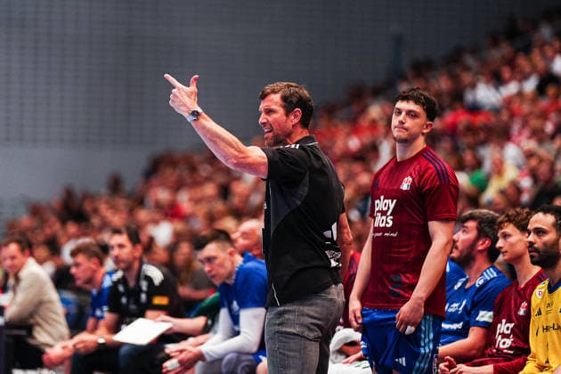 Torsten Jansen Handball Sport Verein Hamburg, Coach GER, Handball Sport Verein Hamburg vs HSG Wetzlar, Handball, 1 Bundesliga, Matchday 33, Season 2025 2026, 04 06 2026 GER, Handball Sport Verein Hamburg vs HSG Wetzlar, Handball, 1 Bundesliga, Matchday 33, Season 2025 2026, 04 06 2026 Hamburg Copyright: xEibner-Pressefoto MarcelxvonxFehrnx EP_MFN