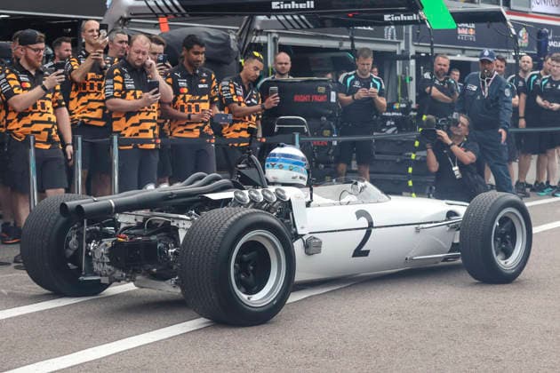 Formula 1 Louis Vuitton Grand Prix de Monaco 2026 Mika Hakkinen and the McLaren M2B (1966) during the team 1000th race celebration Formula 1 Louis Vuitton Grand Prix de Monaco 2026 on June 4., 2026 in Monaco, Monte-Carlo, Monaco Zsombor Toth Monaco Monte-Carlo Monaco