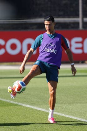 Training of the Portuguese national football team in the football city of Oeiras Portugal, June 4, 2026, in Alges, Portugal Cristiano Ronaldo Portugal ,7 Copyright: HMBxMedia FernandoxSoares