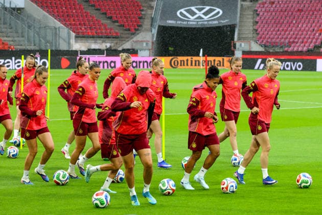 Cologne, Germany 04 06 2026 Training of the DFB womens final training session before the World Cup qualifying match between Germany and Norway In the picture The players of the German national womens soccer team at the final training session in Cologne Copyright: HMBxMedia MadeleinexFantini