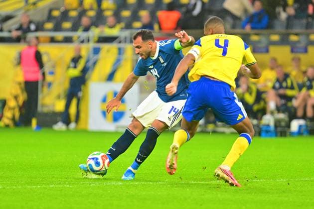 Strawberry Arena SOLNA, SWEDEN - JUNE 4: Vangelis Pavlidis of Greece and Isak Hien of Sweden in the friendly match between Sweden and Greece at Strawberry Arena on June 4, 2026 in Solna, Sweden. (Peter Sonander SPP)  Copyright: xPeterxSonander SPPx Sportspressphoto_SPR160771