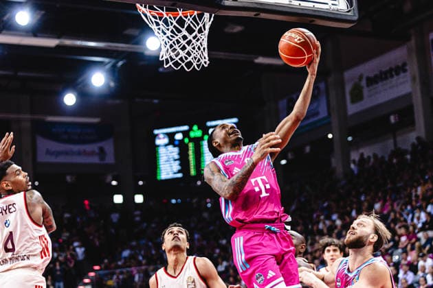 easyCreditBBL, Playoff semi-final 3, Telekom Baskets Bonn vs FC Bayern Basketball, 4 6 2026 Jalen Finch Telekom Baskets Bonn 0 points easyCreditBBL, Playoff semi-final 3, Telekom Baskets Bonn vs FC Bayern Basketball, 4 6 2026, Telekom Dome Bonn Copyright: xBEAUTIFULxSPORTS Derixx