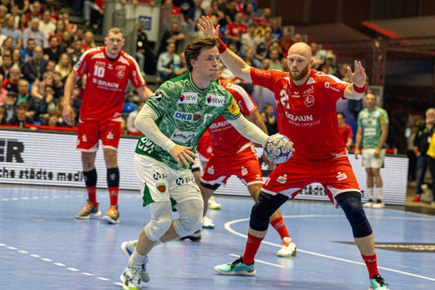 DAIKIN Handball Bundesliga, Kassel, MT Melsungen vs Fuechse Berlin, Rothenbach Halle Kassel 04 06 2026 DAIKIN Handball Bundesliga, Kassel, Germany 04 06 2026 Fabian Wiede Fuechse Berlin, 17 on the ball, Handball Bundesliga, MT Melsungen vs Fuechse Berlin match, Rothenbach Halle Kassel Copyright: xBEAUTIFULxSPORTS Freudensteinx