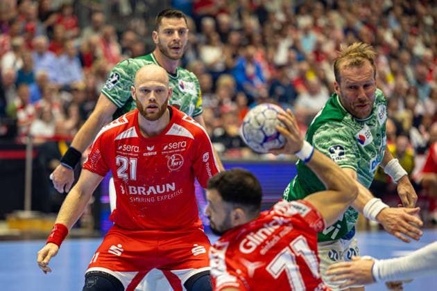 DAIKIN Handball Bundesliga, Kassel, MT Melsungen vs Fuechse Berlin, Rothenbach Halle Kassel 04 06 2026 DAIKIN Handball Bundesliga, Kassel, Germany 04 06 2026 Mohamed Amine Darmoul MT Melsungen, 71 at the throw, Handball Bundesliga, Match of MT Melsungen vs Fuechse Berlin, Rothenbach Halle Kassel Copyright: xBEAUTIFULxSPORTS Freudensteinx